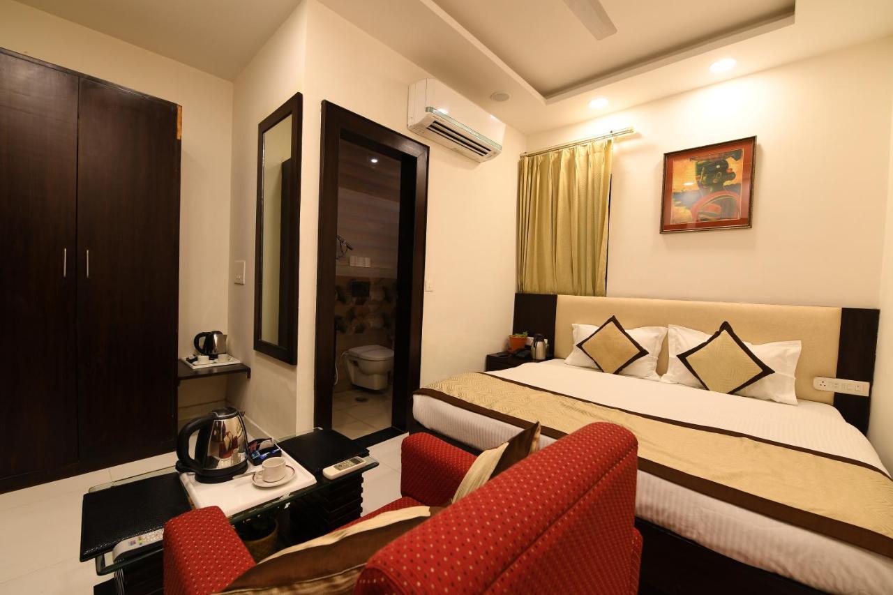 Madhav Muskan Residency Mathura Exterior foto